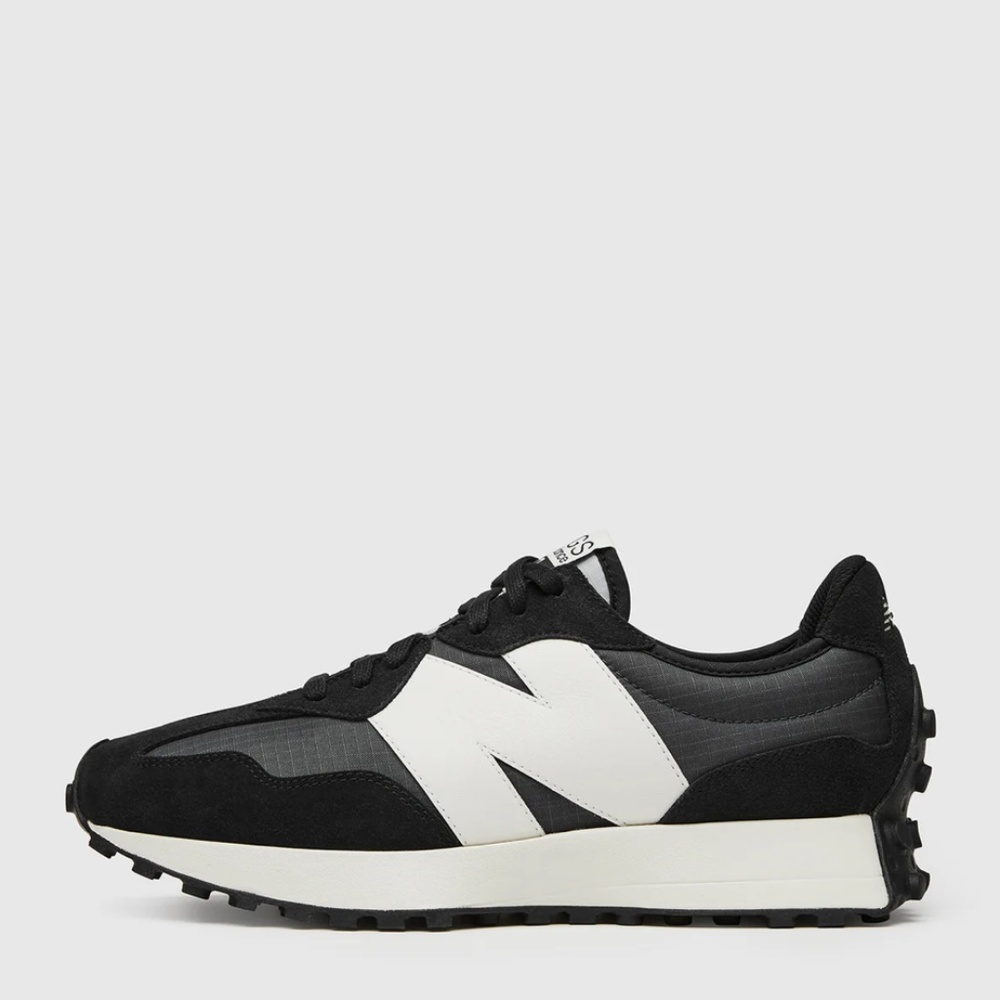 New Balance 327 Shoes Figs Mens 4.5/ Women's 6 Black